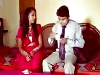 Mariposa marrón videos porno caseros españoles gratis First Groupen Brown (2015 ))
